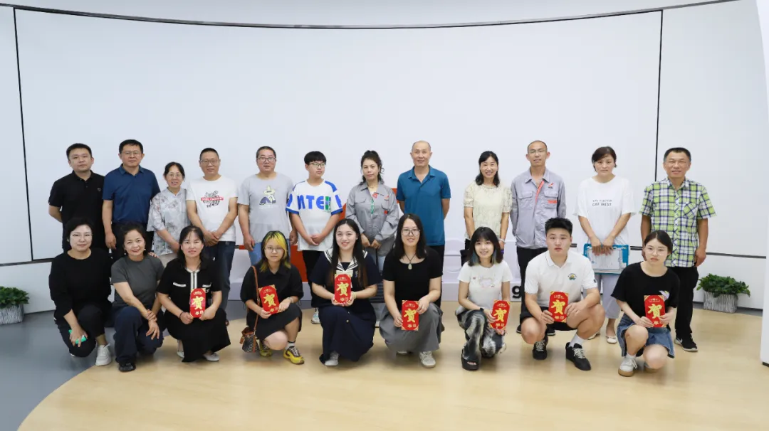 关爱员工家庭 共筑学子梦想 | 米兰体育(中国)集团2024年度员工子女助学金发放仪式暨员工子女开放日活动温情启幕