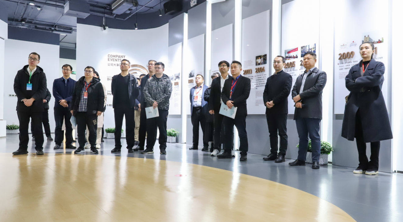 “青年科学家百城行”活动走进米兰体育(中国)集团